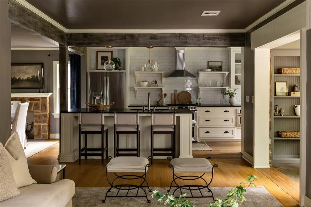 Photo 19 — 1118 Woodlawn Place, Oklahoma City, OK 73118