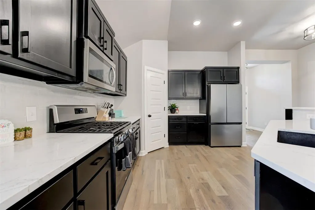 Photo 16 — 324 Megan Court, Blanchard, OK 73010
