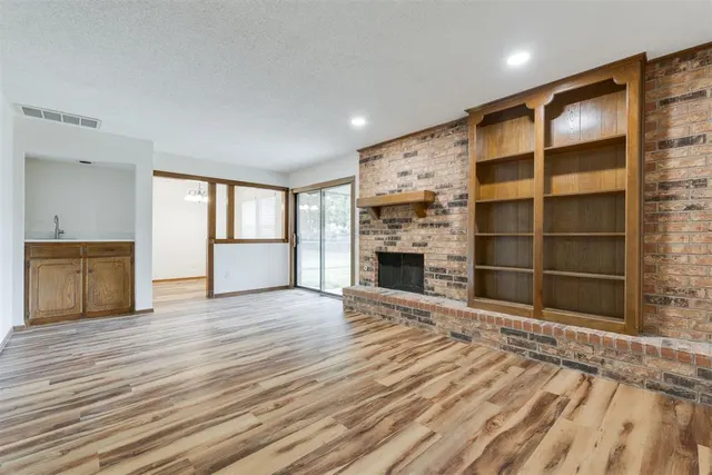 Photo 5 — 733 Mallard Avenue, Edmond, OK 73003