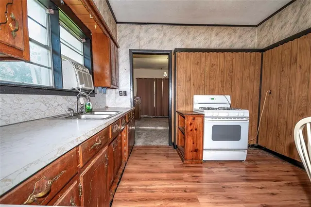 Photo 7 — 322 Hoffman Avenue, Sparks, OK 74869