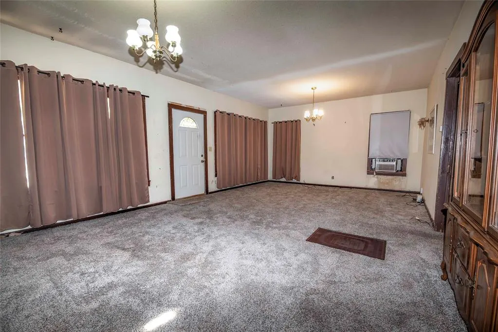 Photo 6 — 322 Hoffman Avenue, Sparks, OK 74869