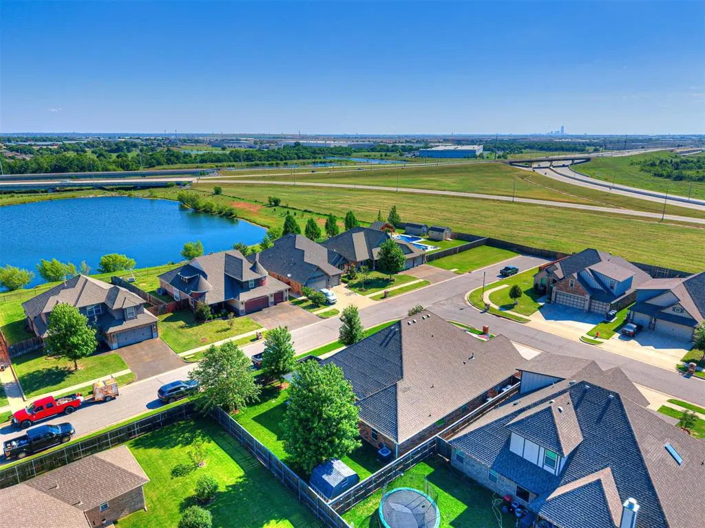 Photo 9 — 5501 Shiloh Drive, Oklahoma City, OK 73179