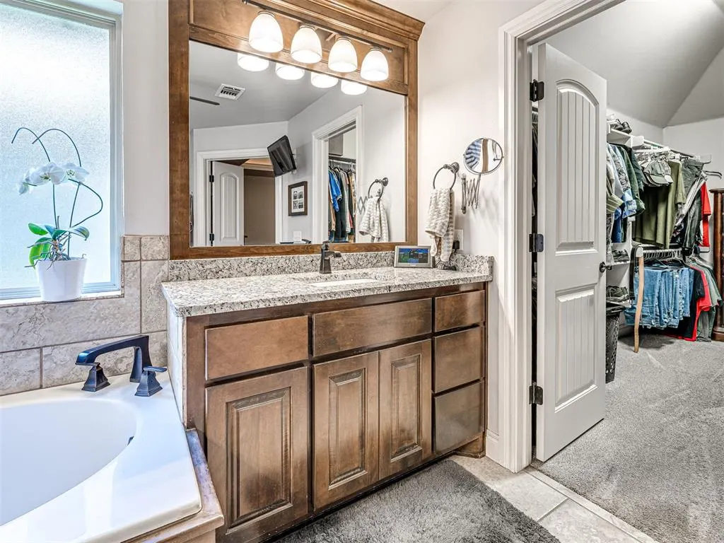 Photo 30 — 5501 Shiloh Drive, Oklahoma City, OK 73179