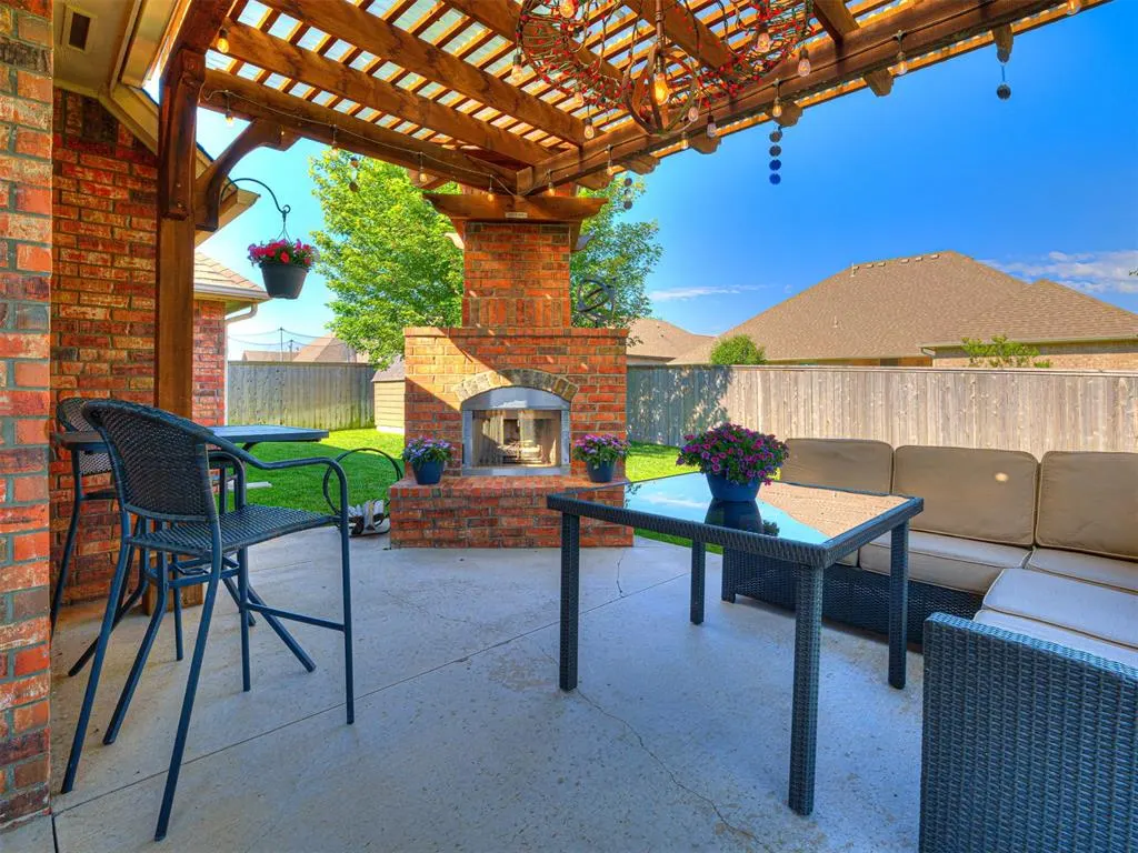 Photo 6 — 5501 Shiloh Drive, Oklahoma City, OK 73179