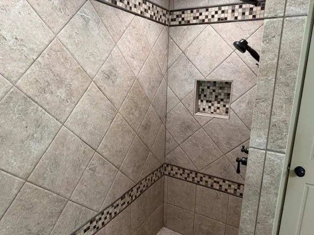 Photo 8 — 302 SW 10th Street, Lindsay, OK 73052