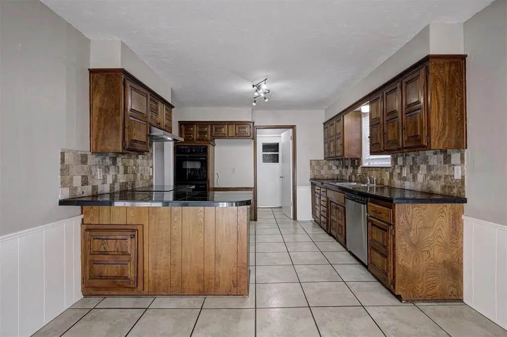 Photo 15 — 3108 N Glade Avenue, Bethany, OK 73008