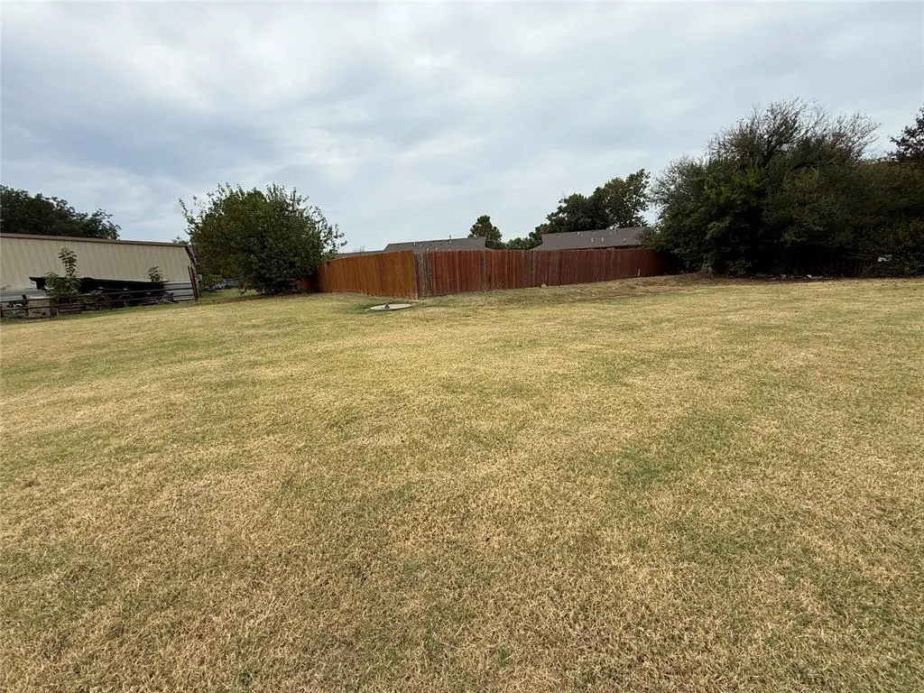 Photo 9 — 2226 E Highland (HWY 3E) Street, Shawnee, OK 74801
