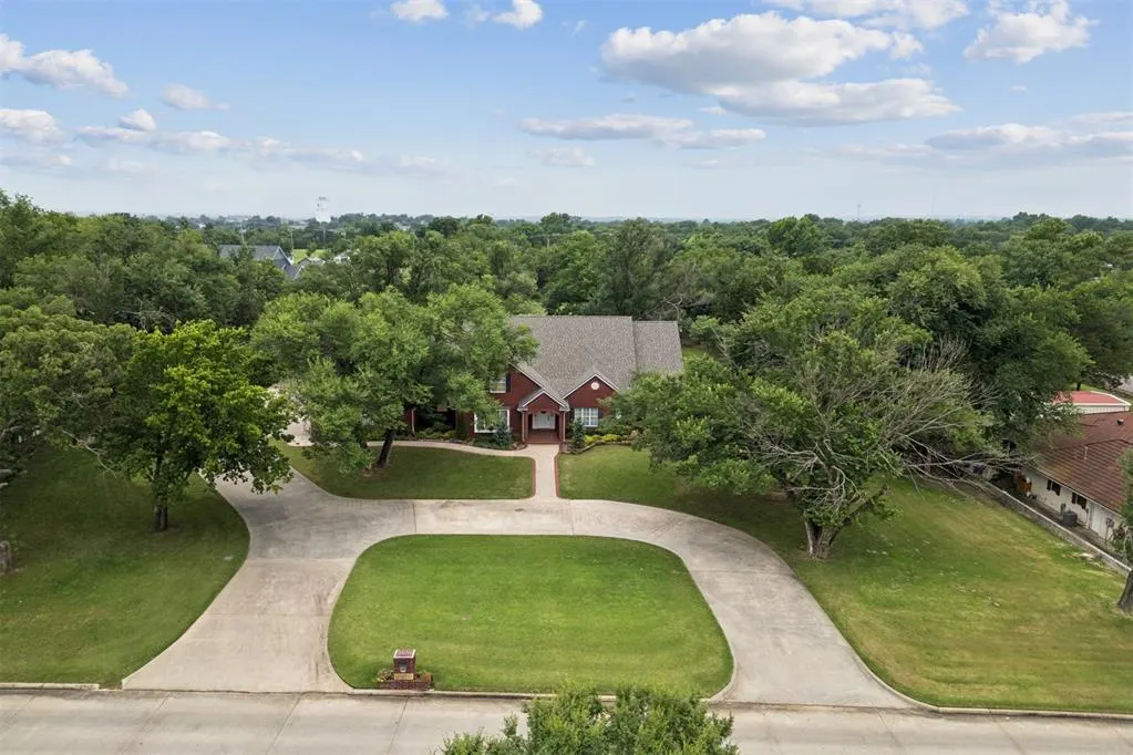 Front exterior — 507 Reid Street, Seminole, OK 74868