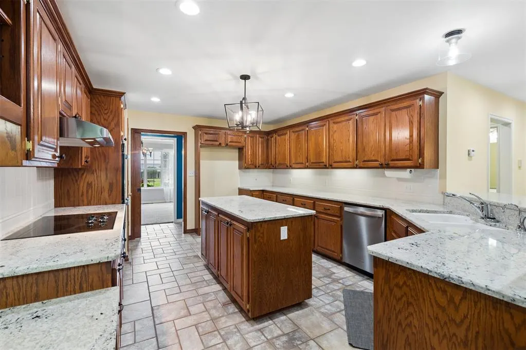 Photo 12 — 507 Reid Street, Seminole, OK 74868
