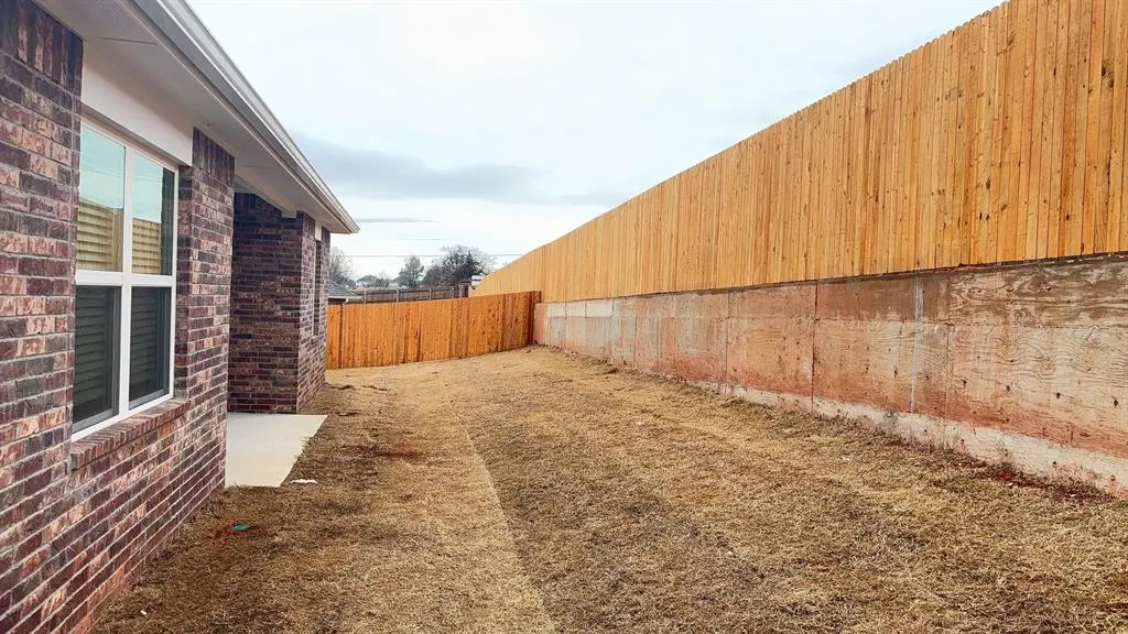 Photo 14 — 12405 Armstrong Drive, Oklahoma City, OK 73013