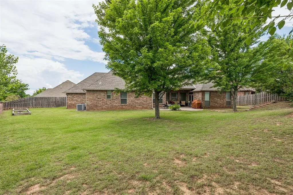 Photo 40 — 2901 Alyssum Court, Edmond, OK 73034