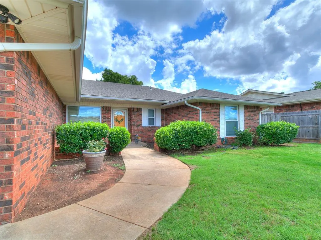 Photo 3 — 5320 NW 115th Street, Oklahoma City, OK 73162