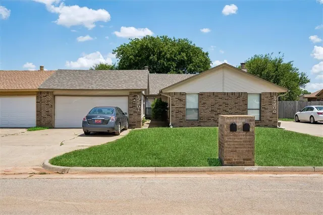 Front exterior — 12200 N Windmill Road, Oklahoma City, OK 73162