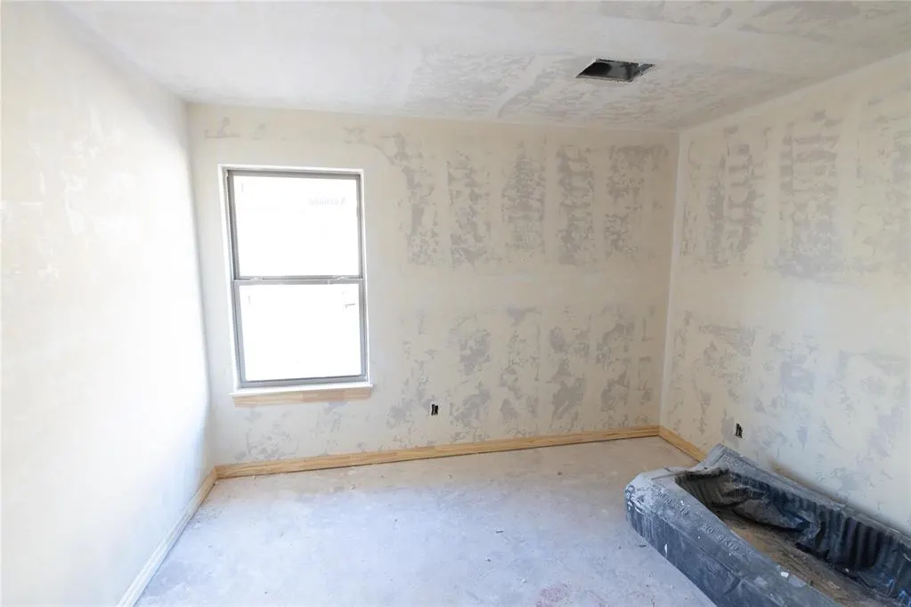 Photo 8 — 8341 Cora Tree Drive, Edmond, OK 73034