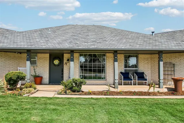 Photo 6 — 11801 Bevenshire Road, Oklahoma City, OK 73162