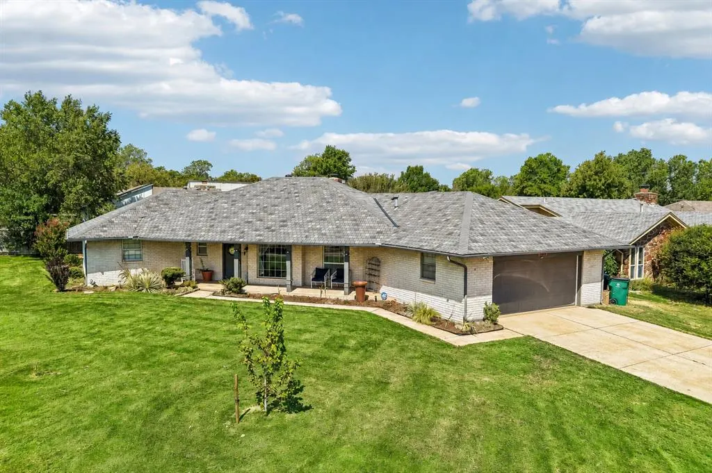 Front exterior — 11801 Bevenshire Road, Oklahoma City, OK 73162