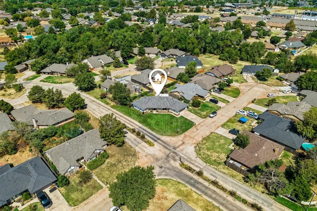 Photo 32 — 11801 Bevenshire Road, Oklahoma City, OK 73162