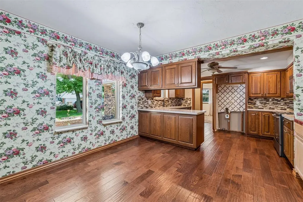 Photo 15 — 1629 Exeter Court, Oklahoma City, OK 73159