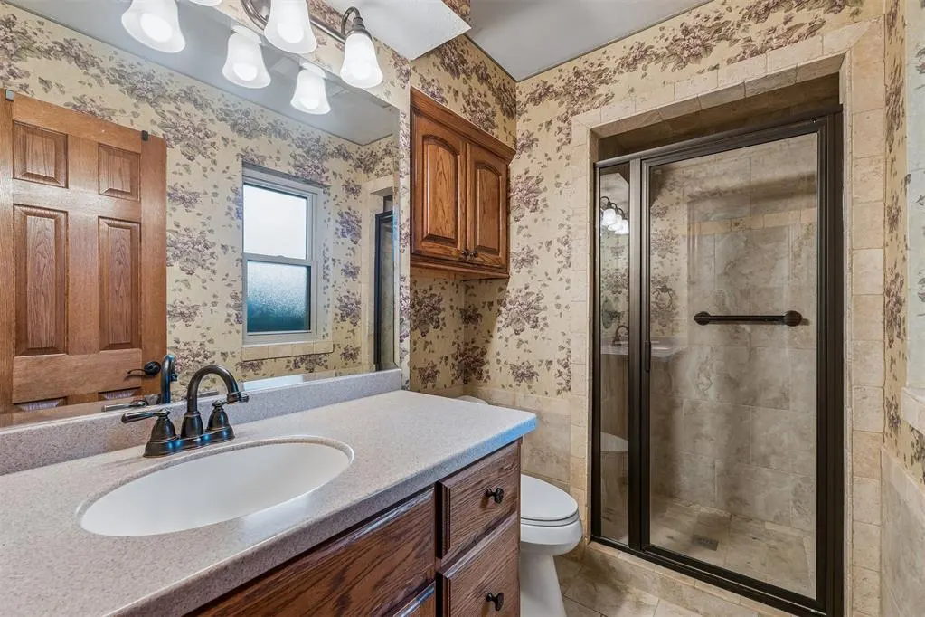 Photo 21 — 1629 Exeter Court, Oklahoma City, OK 73159
