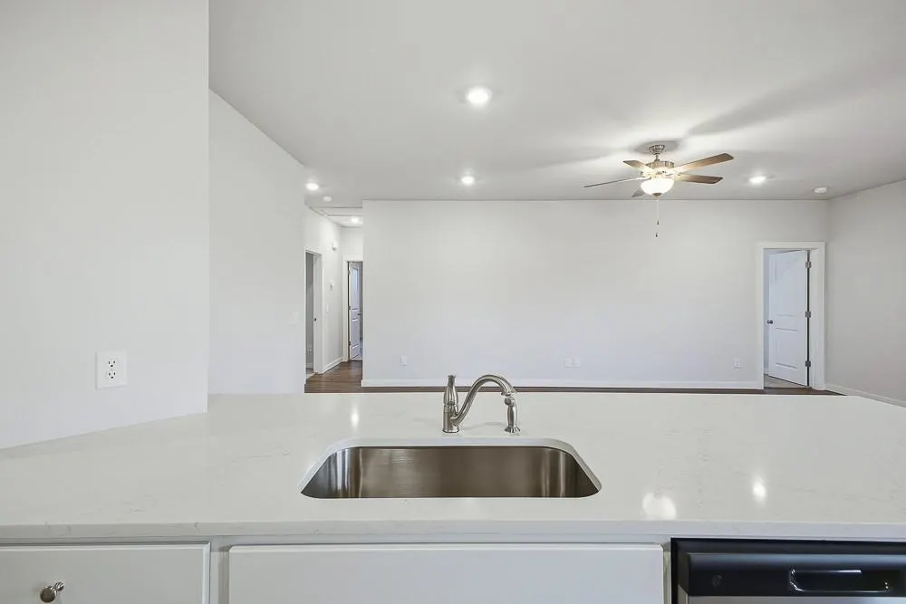Photo 11 — 1725 Elm Circle, Tuttle, OK 73089