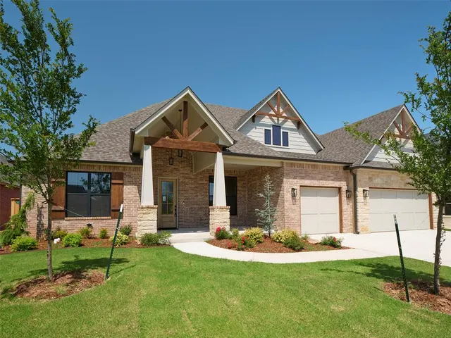 Photo 3 — 3004 Fortuna Drive, Norman, OK 73072