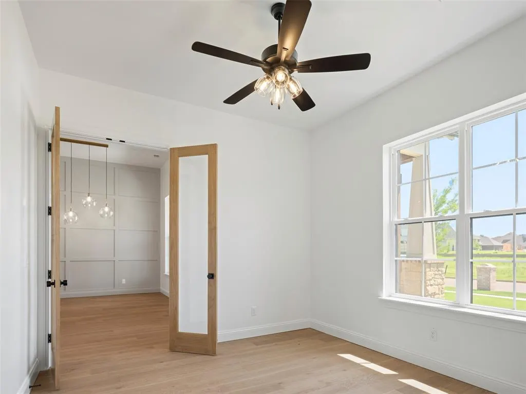 Photo 10 — 3004 Fortuna Drive, Norman, OK 73072