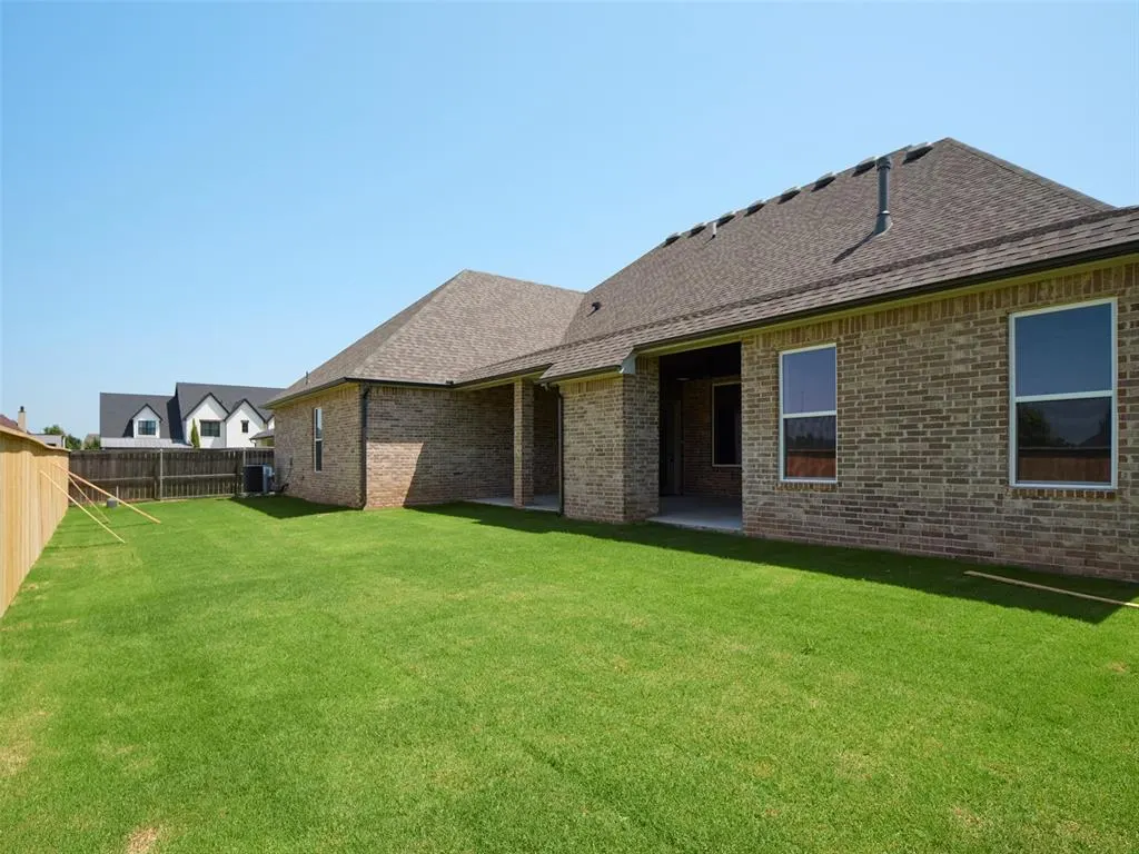 Photo 43 — 3004 Fortuna Drive, Norman, OK 73072