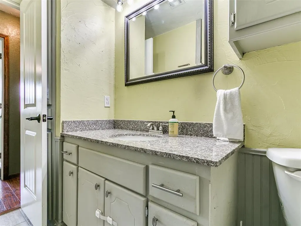 Photo 29 — 1506 Glenwood Drive, Moore, OK 73160