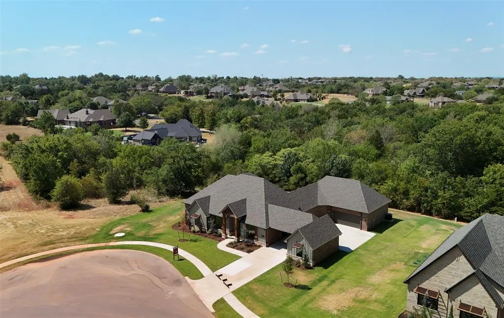 Photo 6 — 3310 Sunset Ridge Drive, Norman, OK 73071