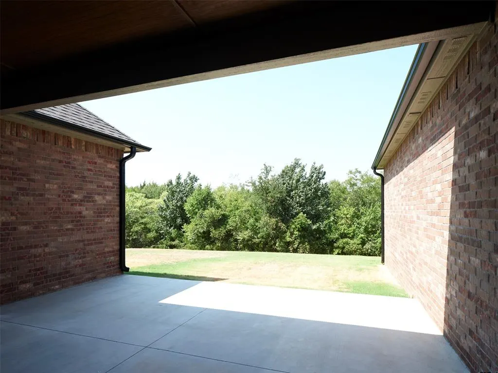 Photo 11 — 3310 Sunset Ridge Drive, Norman, OK 73071