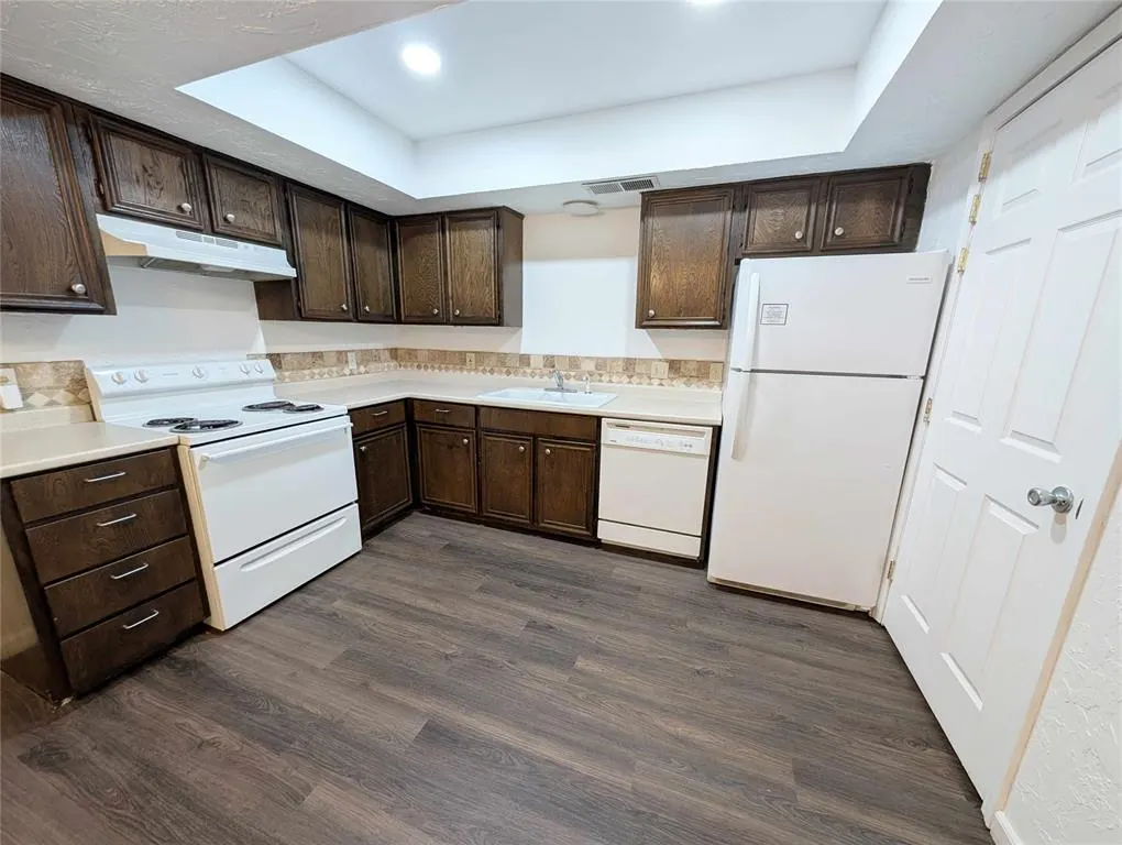 Photo 4 — 3827 N Harvard Avenue, Oklahoma City, OK 73122