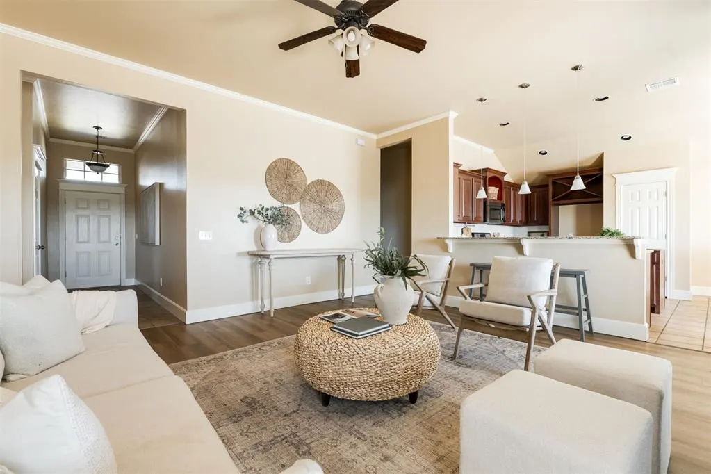 Photo 9 — 16428 Village Common Drive, Edmond, OK 73013
