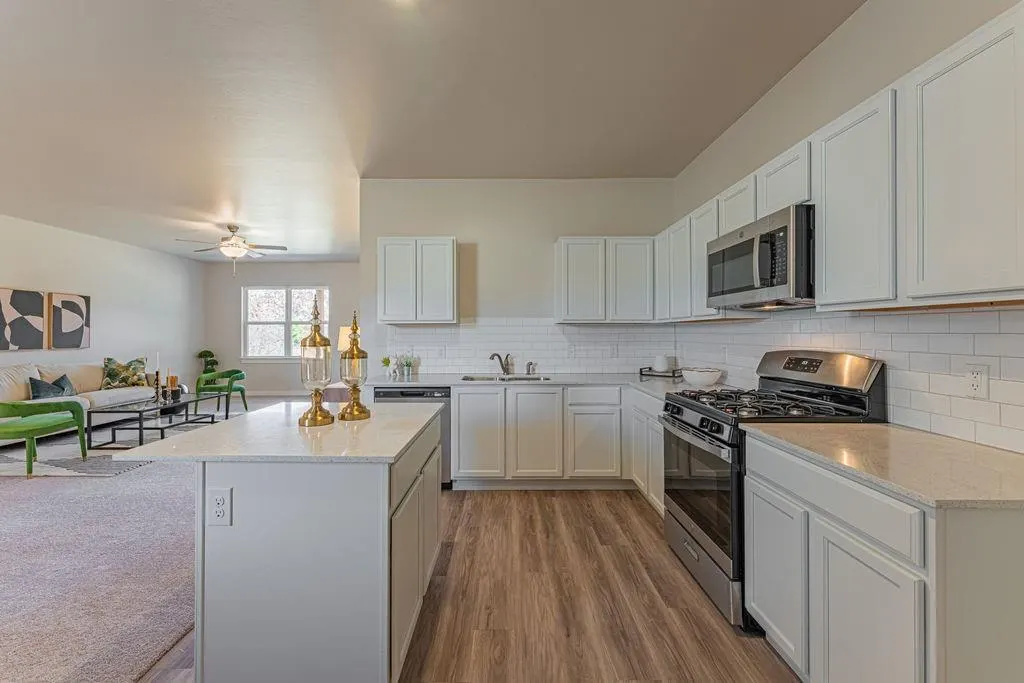 Photo 9 — 441 Stella Trail, Guthrie, OK 73044