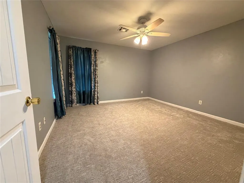 Photo 17 — 112 SW 39th Street, Oklahoma City, OK 73109