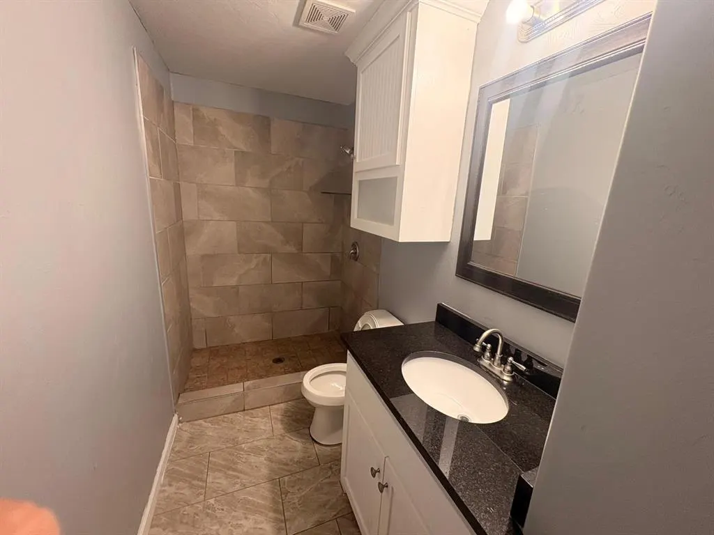 Photo 19 — 112 SW 39th Street, Oklahoma City, OK 73109