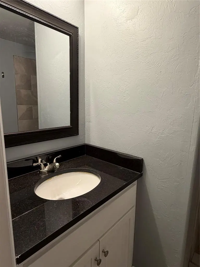 Photo 21 — 112 SW 39th Street, Oklahoma City, OK 73109