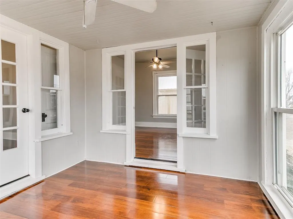 Photo 6 — 219 W 9th Street, Chandler, OK 74834