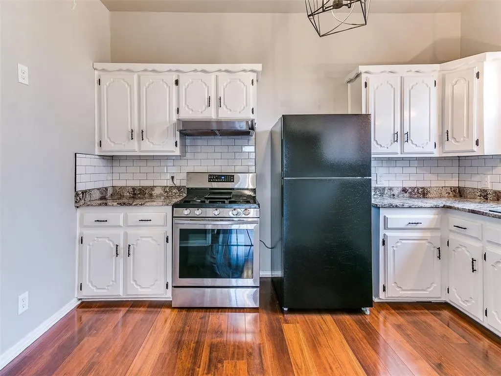 Photo 12 — 219 W 9th Street, Chandler, OK 74834