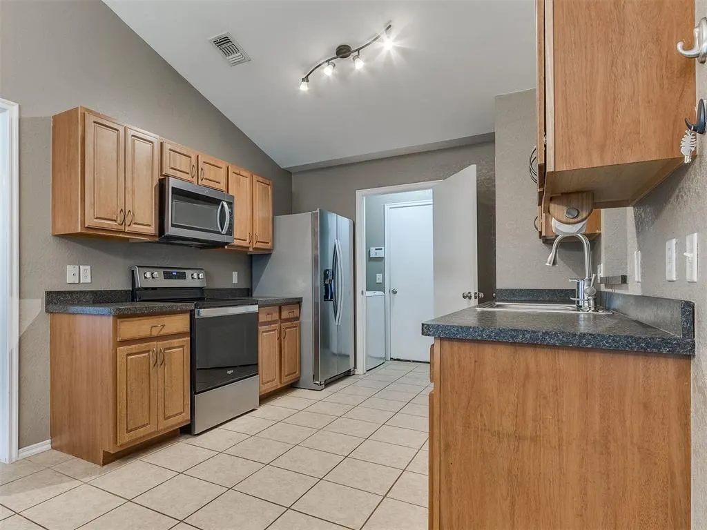 Photo 14 — 4420 SE 87th Street, Oklahoma City, OK 73135