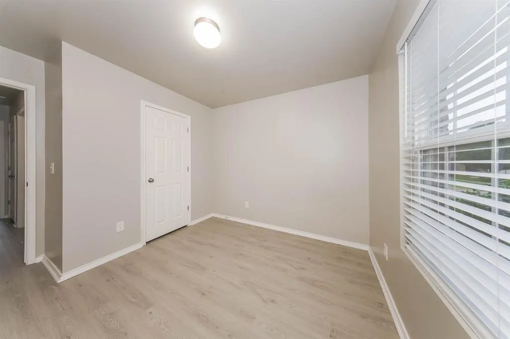 Photo 13 — 9601 Evie Drive, Moore, OK 73160