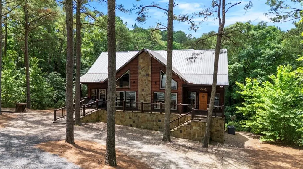 Photo 2 — 207 LONELY MAPLE Trail, Broken Bow, OK 74728