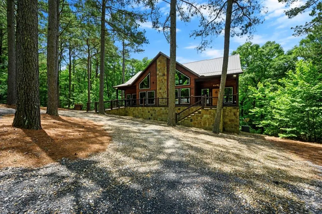 Photo 3 — 207 LONELY MAPLE Trail, Broken Bow, OK 74728