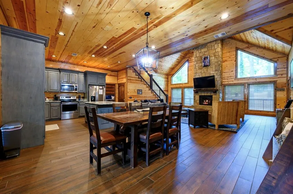 Photo 12 — 207 LONELY MAPLE Trail, Broken Bow, OK 74728