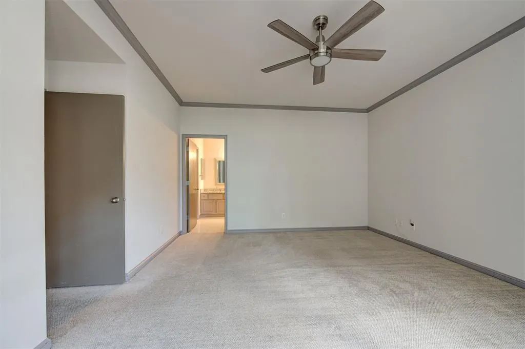 Photo 18 — 8670 N May Avenue 49D, Oklahoma City, OK 73120