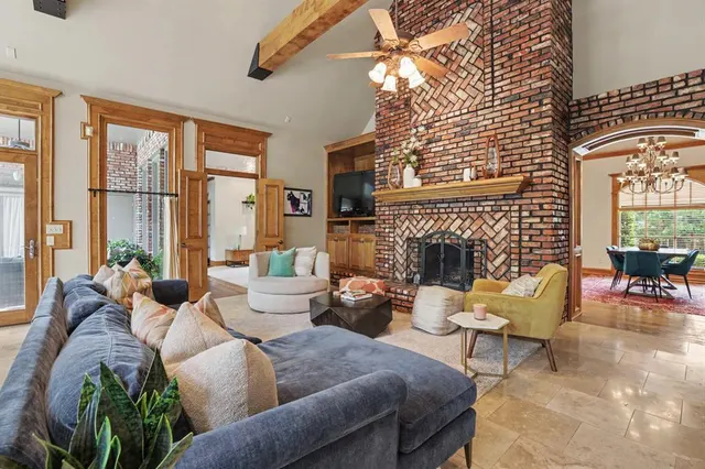 Photo 3 — 800 Shadow Wood Drive, Edmond, OK 73034
