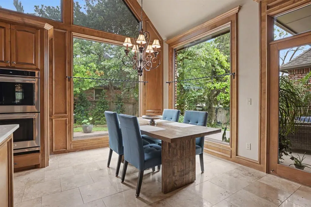 Photo 4 — 800 Shadow Wood Drive, Edmond, OK 73034