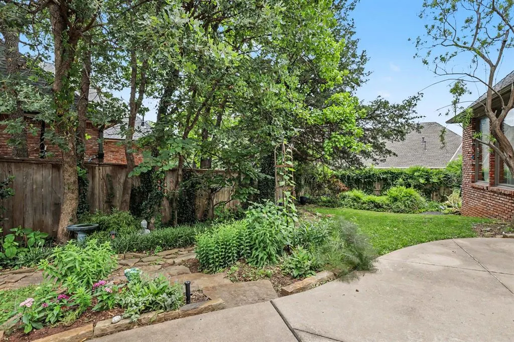 Photo 38 — 800 Shadow Wood Drive, Edmond, OK 73034