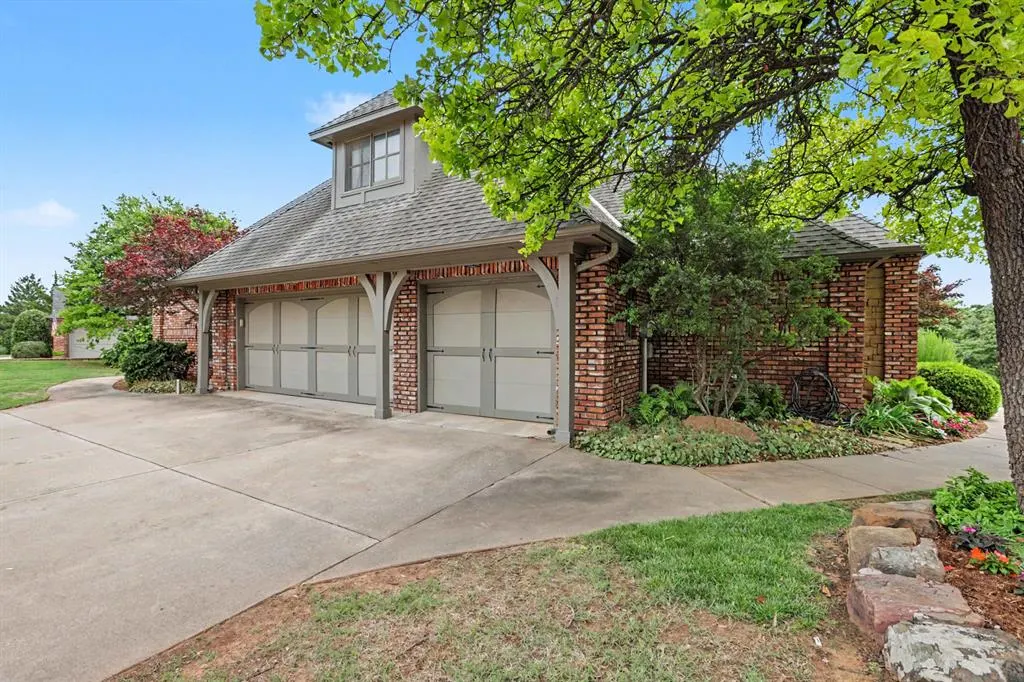 Photo 40 — 800 Shadow Wood Drive, Edmond, OK 73034