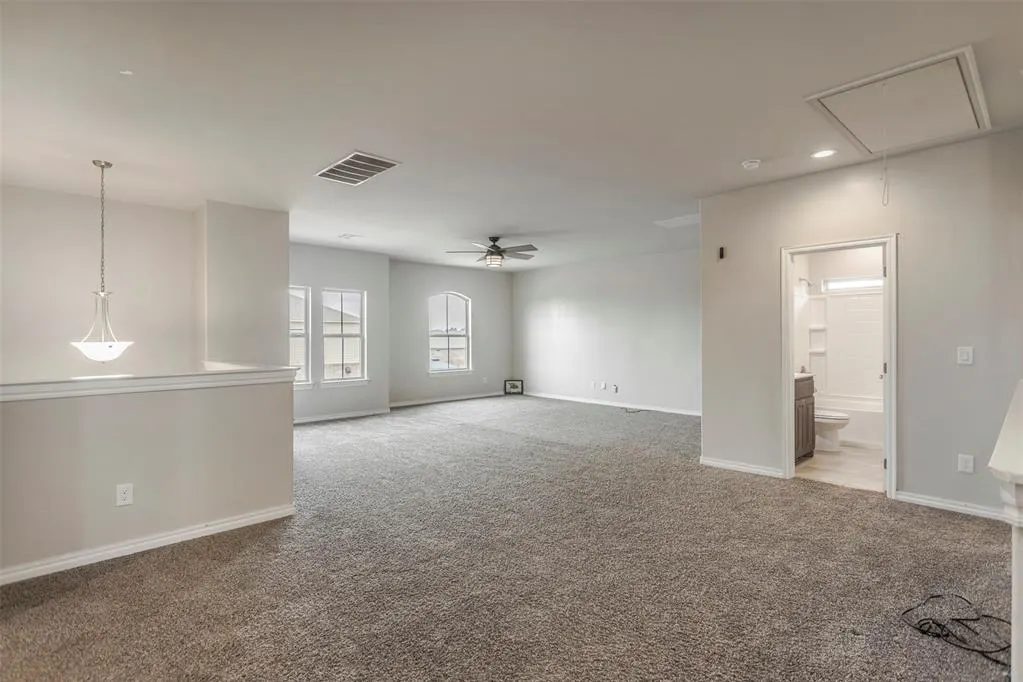 Photo 23 — 10309 NW 25th Street, Yukon, OK 73099
