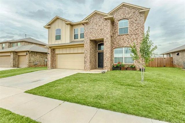 Front exterior — 10309 NW 25th Street, Yukon, OK 73099